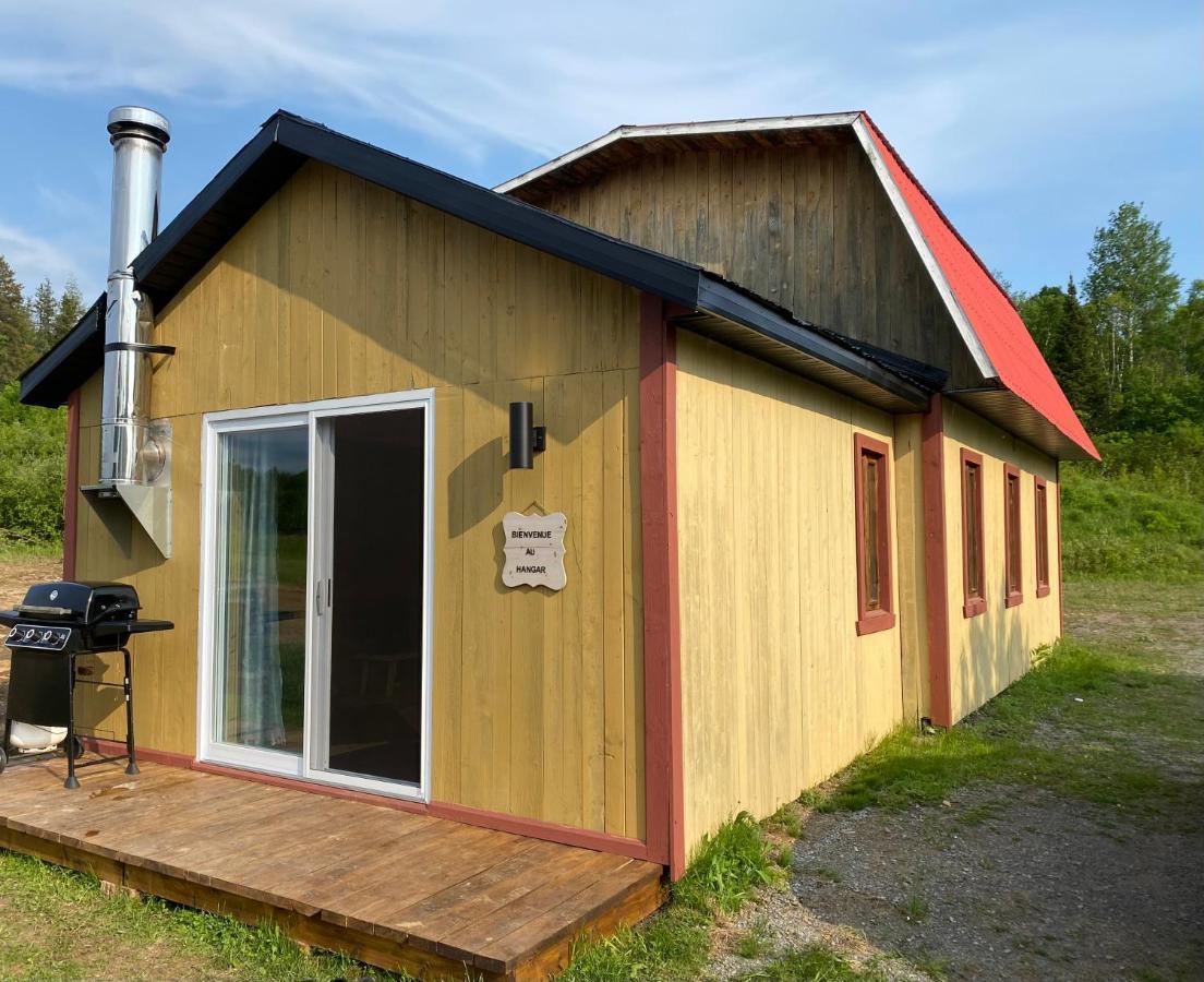 Le Hangar La Malbaie Exterior photo